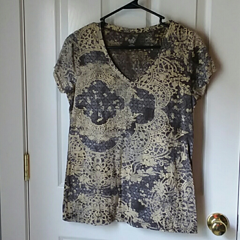 Cap sleeve shirt